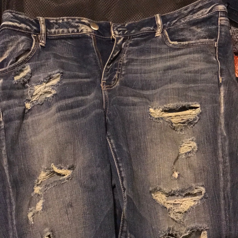 American Eagle Jeggings Crop Destroyed